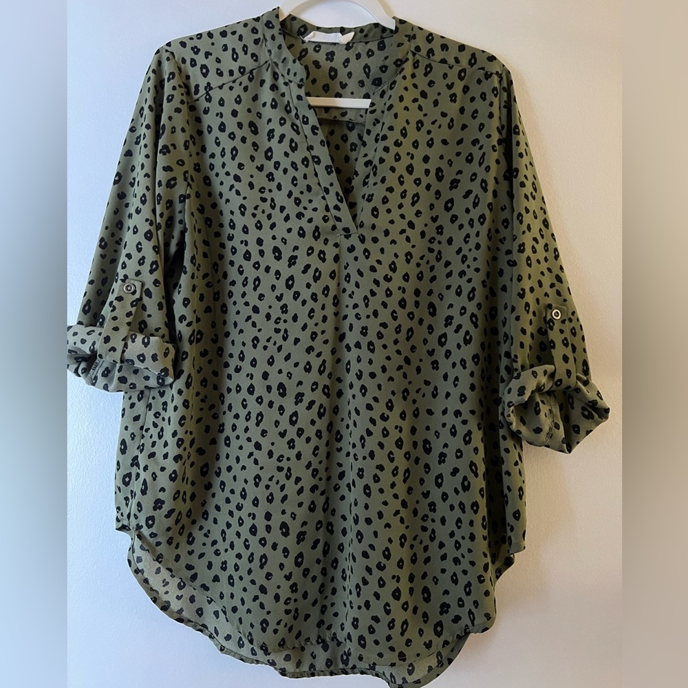 Women's Lush Tops Lush Warren Split Neck Blouse